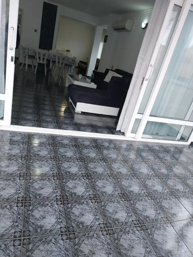 White Home Burgas Apartment