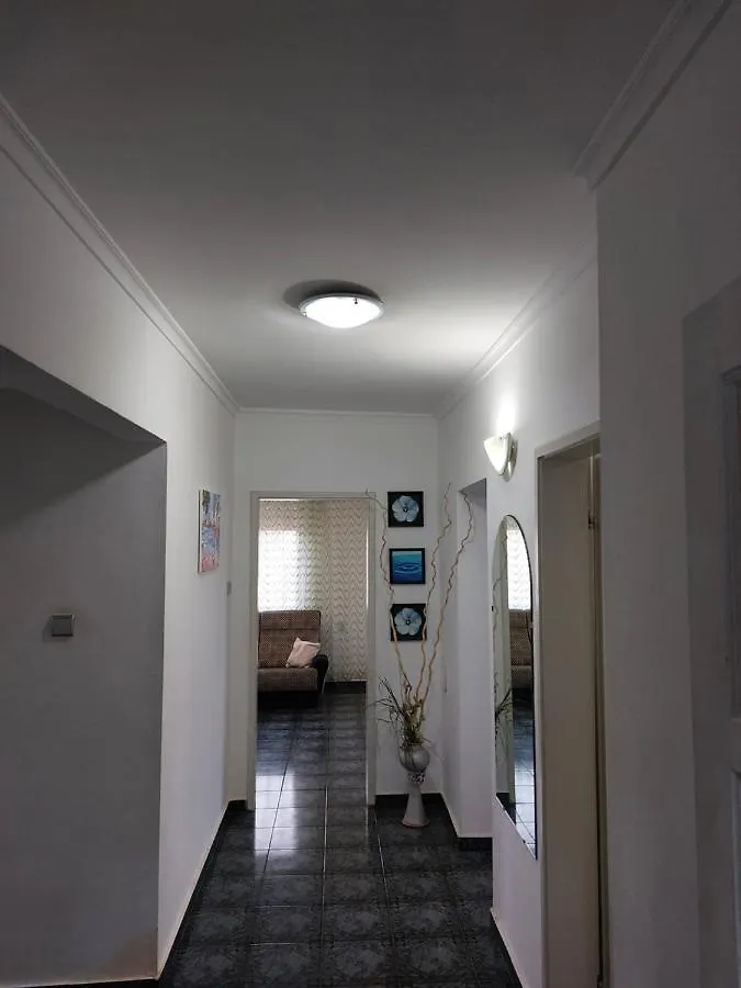 Apartment White Home Burgas